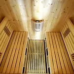 Zamek Centrum Szálloda 4*