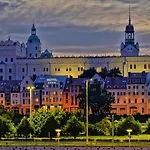 Zamek Centrum فندق شتشيتسين