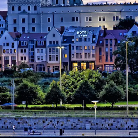 Hotell Zamek Centrum 4*
