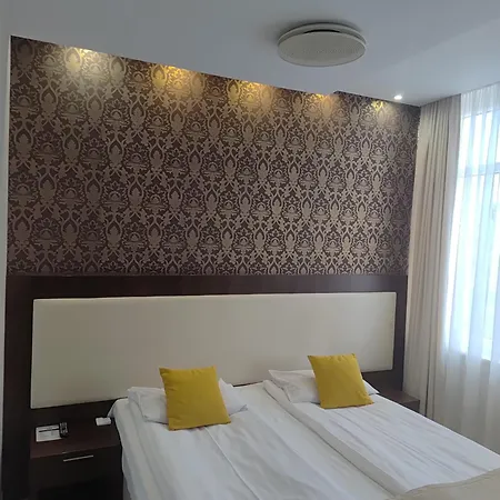 فندق Zamek Centrum 4*