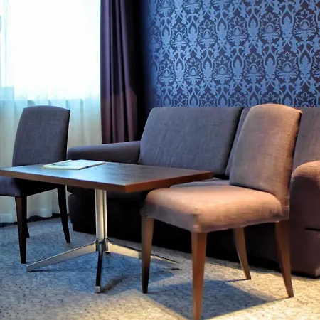 Zamek Centrum Hotel 4*